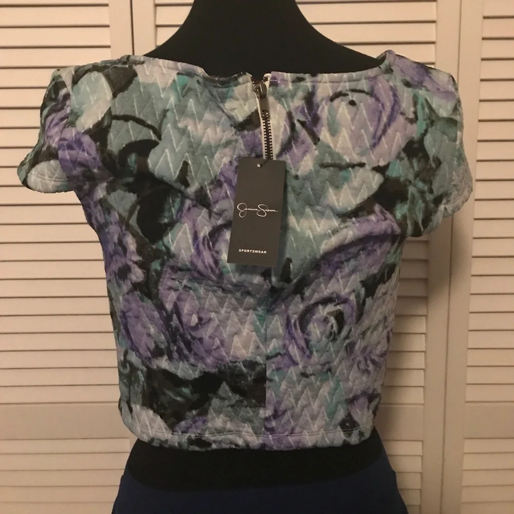 Crop top, floral Blue, Purple, green Jessica Simpson flowers Small cap sleeve - Picture 4 of 9